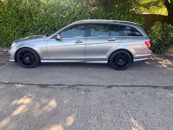Used Mercedes-Benz C Class 2013 for sale - 79610862: Photo