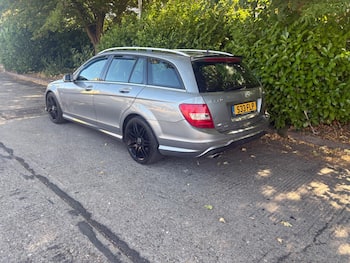 Used Mercedes-Benz C Class 2013 for sale - 79610862: Photo