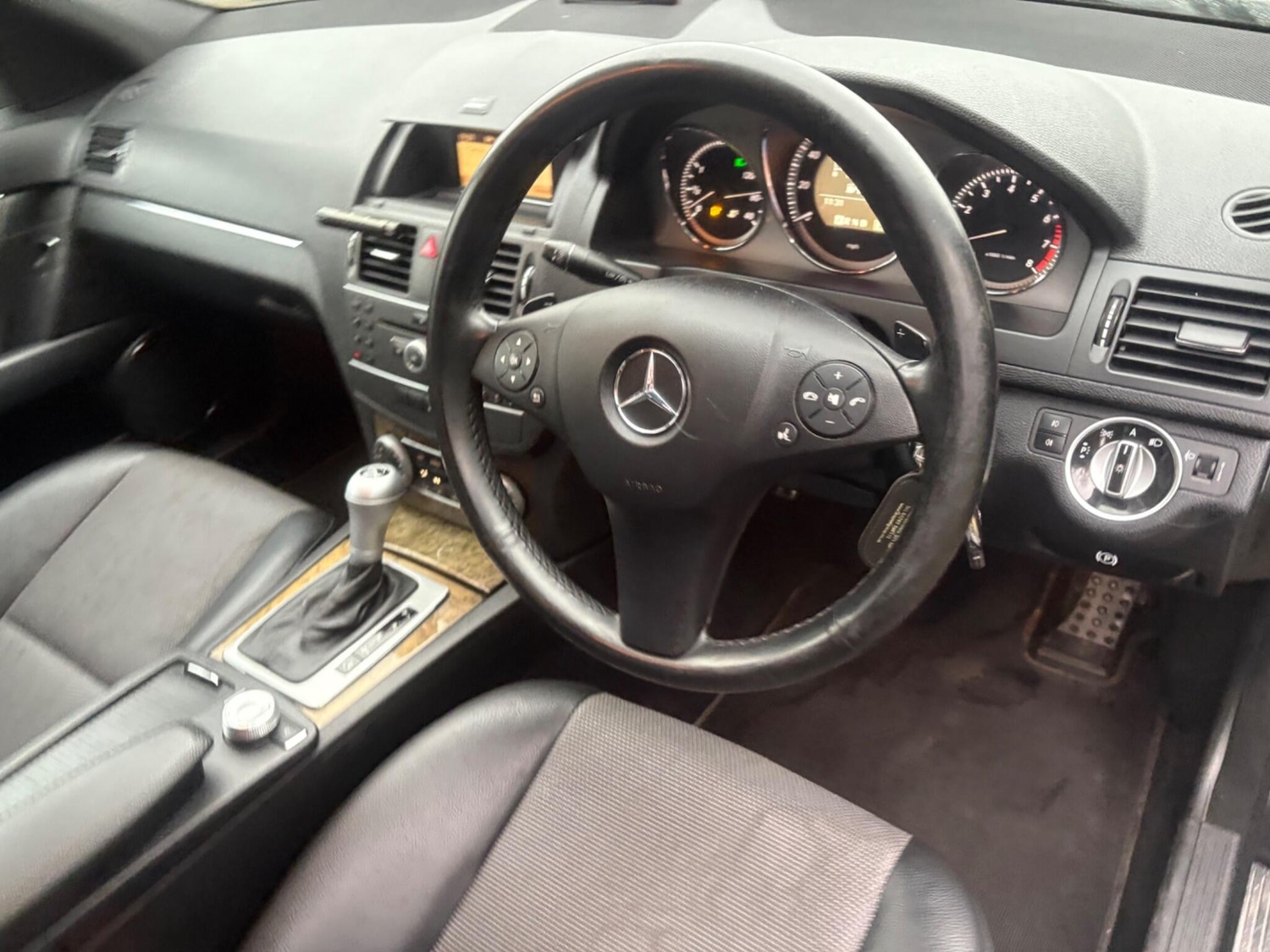 Used Mercedes-Benz C Class 2010 for sale - 77018442: Photo 20