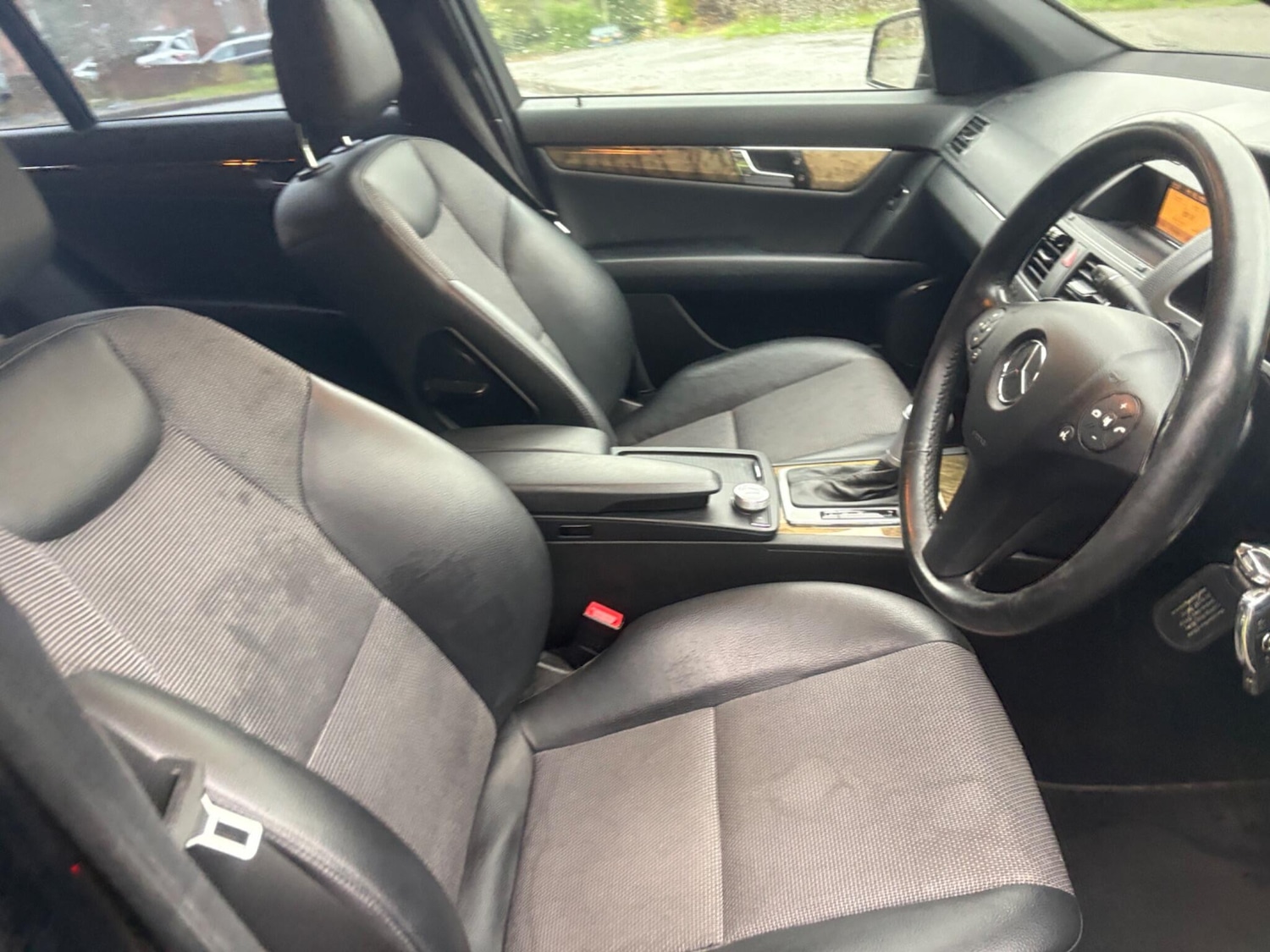 Used Mercedes-Benz C Class 2010 for sale - 77018442: Photo 24