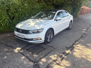 Used Volkswagen Passat 2017 for sale - 79511106: Photo