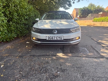 Used Volkswagen Passat 2017 for sale - 79511106: Photo