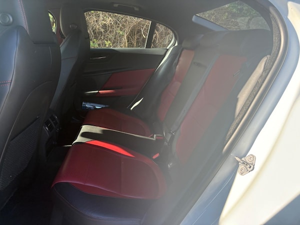 Used Jaguar XE 2016 for sale - 76217662: Photo 35