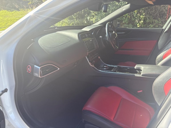 Used Jaguar XE 2016 for sale - 76217662: Photo 36
