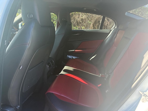 Used Jaguar XE 2016 for sale - 76217662: Photo 41