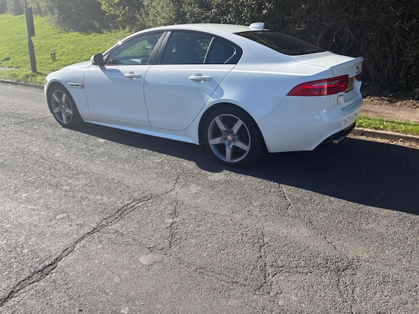 Used Jaguar XE 2016 for sale - 76217662: Photo 6
