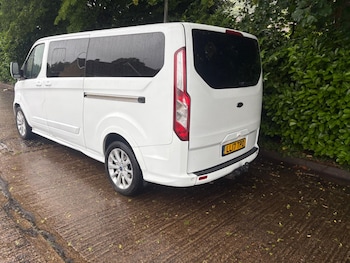 Used Ford Tourneo Custom 2017 for sale - 78836129: Photo