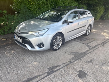 Used Toyota Avensis 2016 for sale - 79163313: Photo