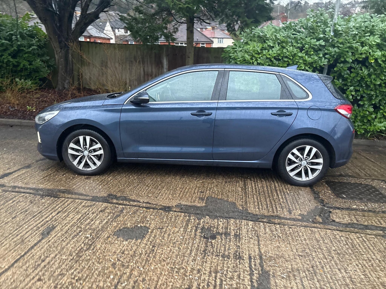 Used Hyundai i30 2017 for sale - 77281175: Photo 2