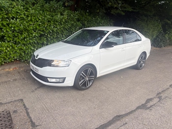 Used Skoda Rapid 2015 for sale - 79284225: Photo