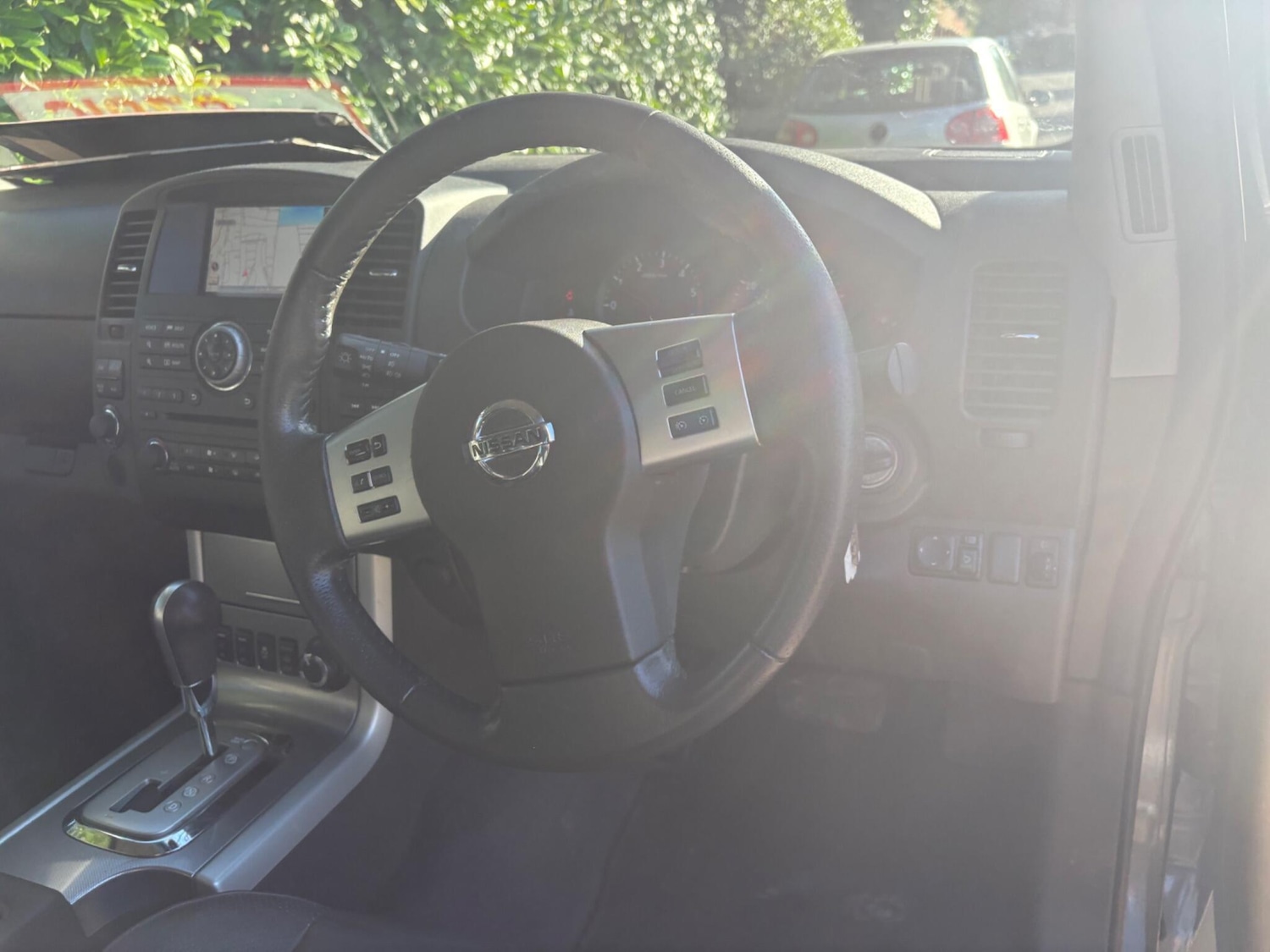 Used Nissan Navara 2015 for sale - 77726437: Photo 15