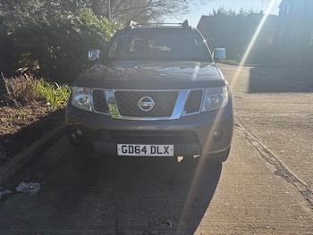 Used Nissan Navara 2015 for sale - 77726437: Photo