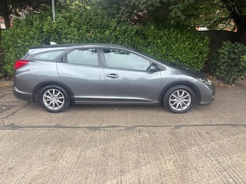 Used Honda Civic 2015 for sale - 79810349: Photo