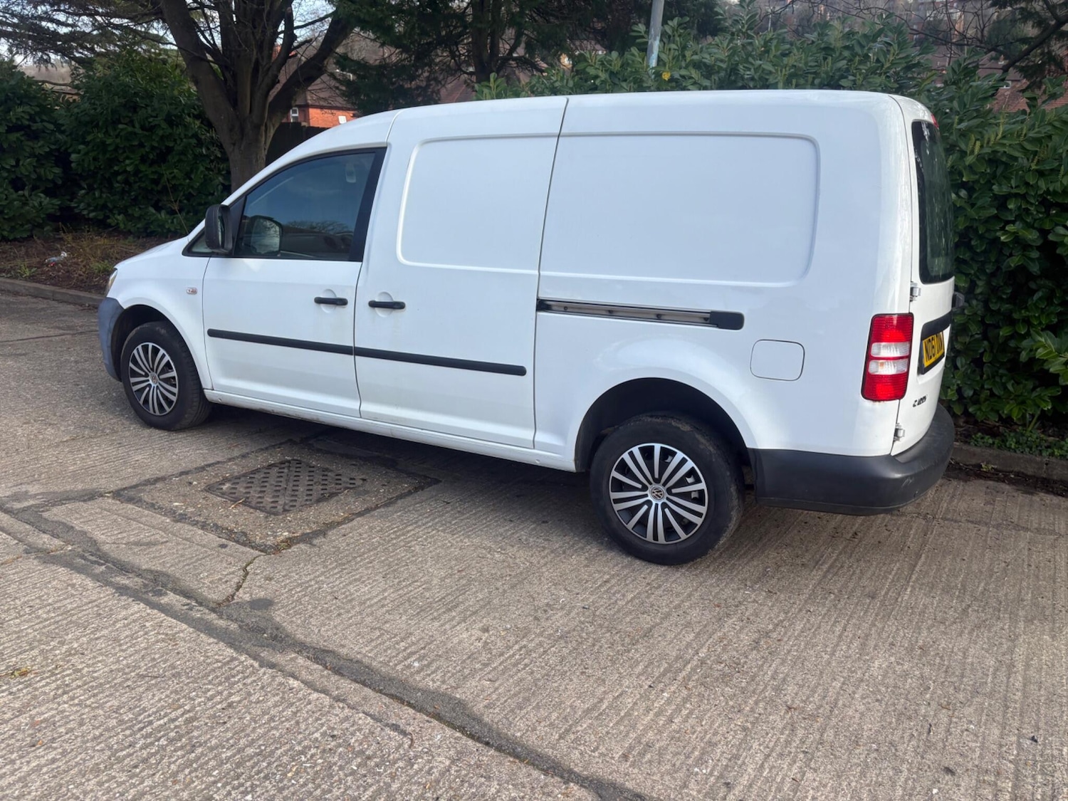 Used Volkswagen Caddy Maxi 2011 for sale - 77916244: Photo 26