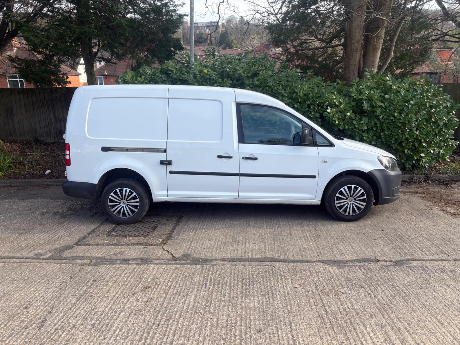 Used Volkswagen Caddy Maxi 2011 for sale - 77916244: Photo 35