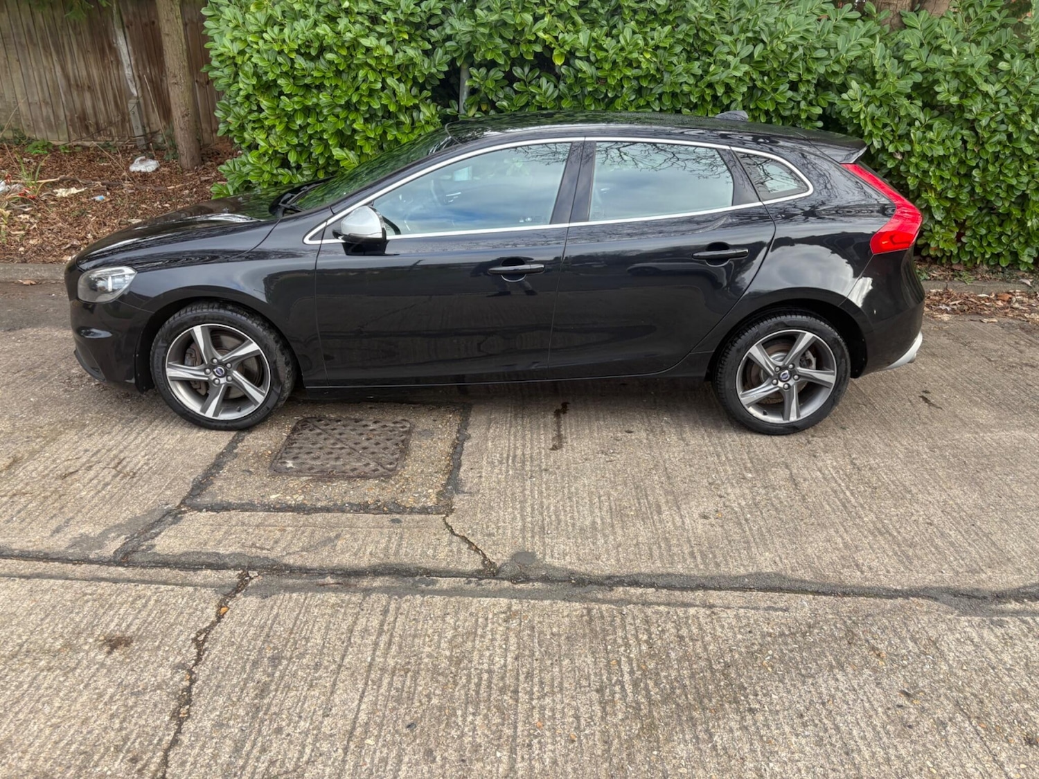 Used Volvo V40 2014 for sale - 77080126: Photo 15