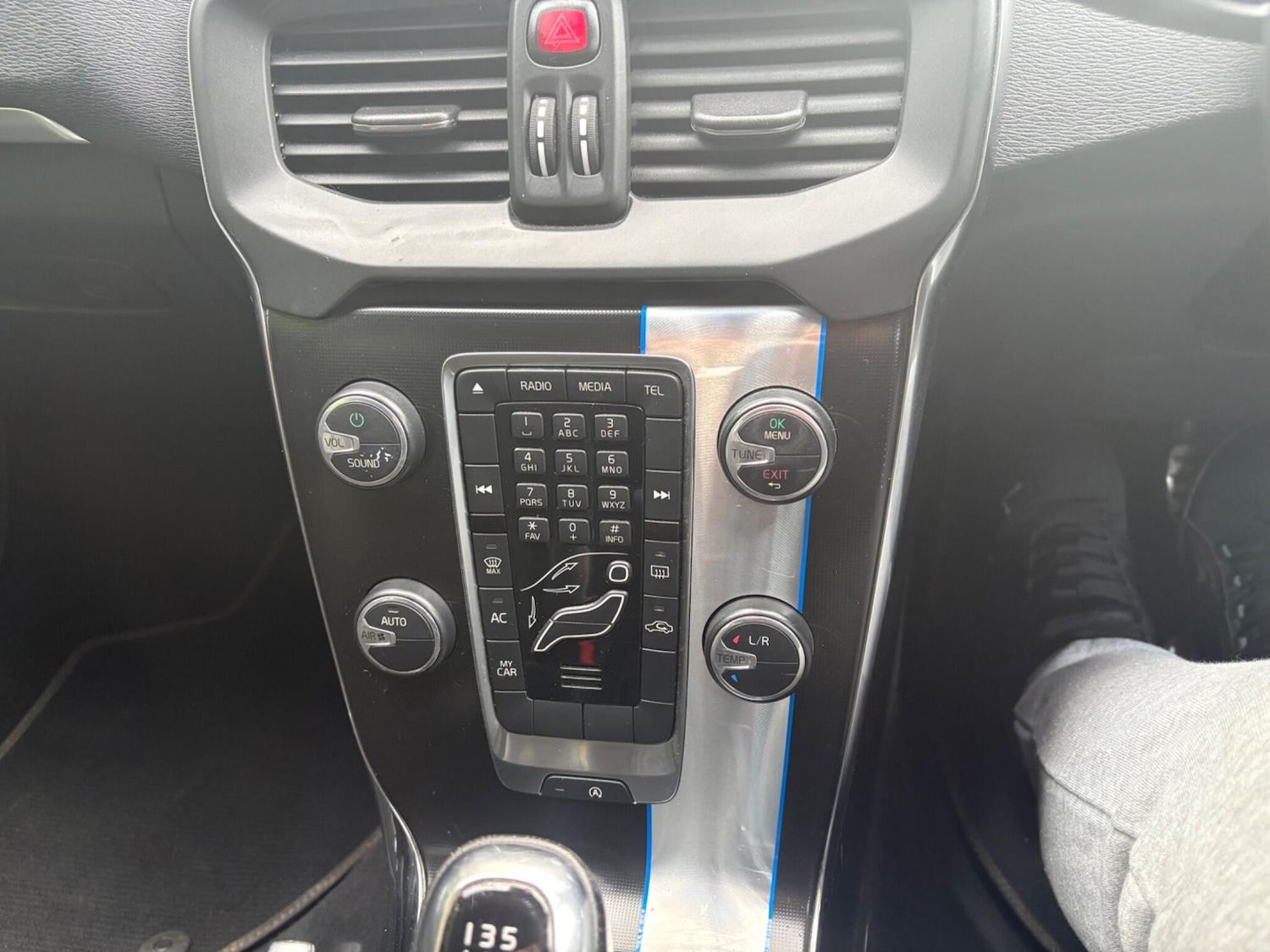 Used Volvo V40 2014 for sale - 77080126: Photo 23