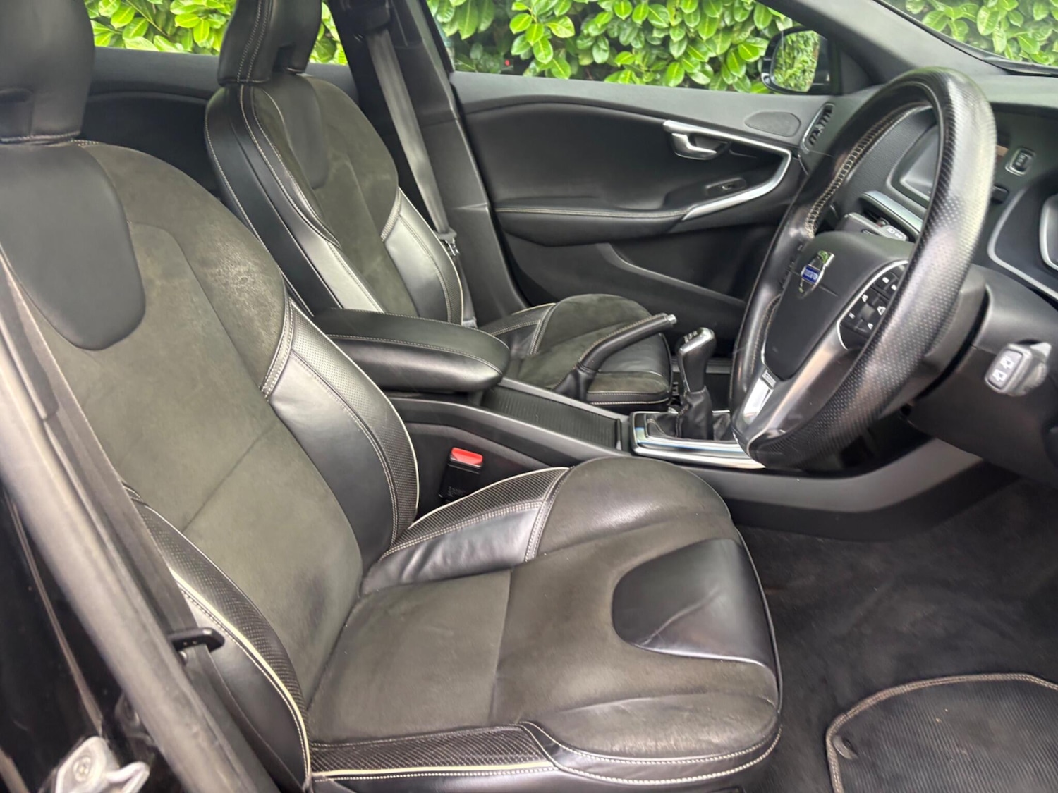 Used Volvo V40 2014 for sale - 77080126: Photo 24