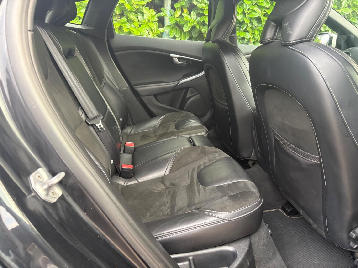 Used Volvo V40 2014 for sale - 77080126: Photo 31