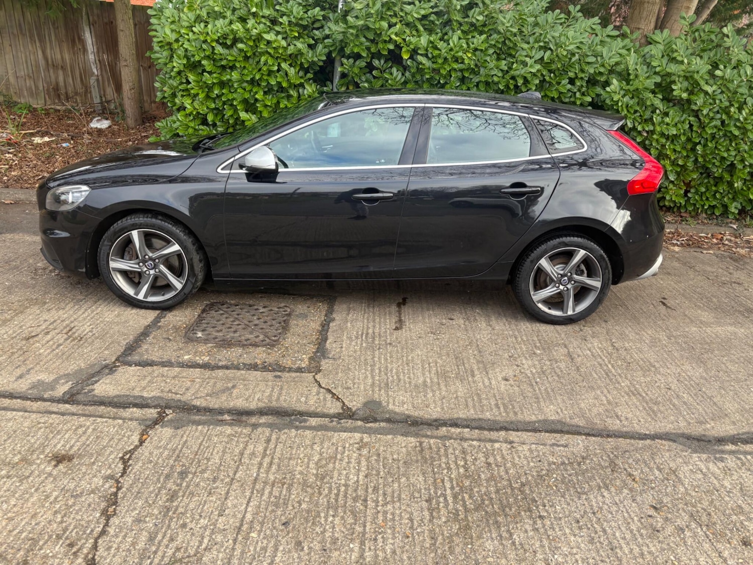 Used Volvo V40 2014 for sale - 77080126: Photo 74