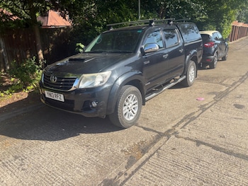 Used Toyota Hilux 2013 for sale - 78690028: Photo