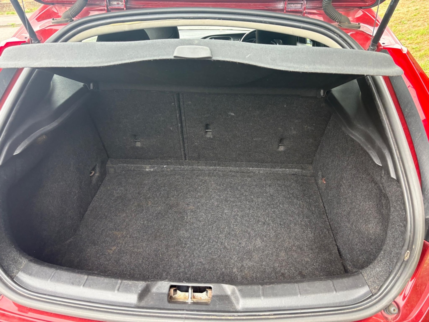 Used Volvo V40 Cross Country 2015 for sale - 75404760: Photo 61