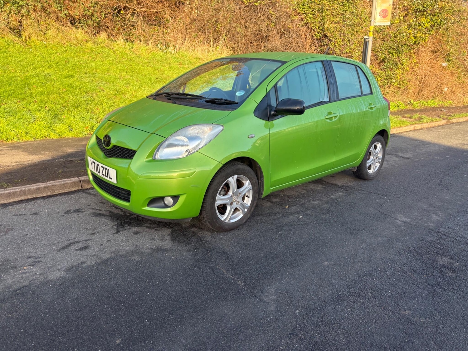 Used Toyota Yaris 2010 for sale - 77010599: Photo 1