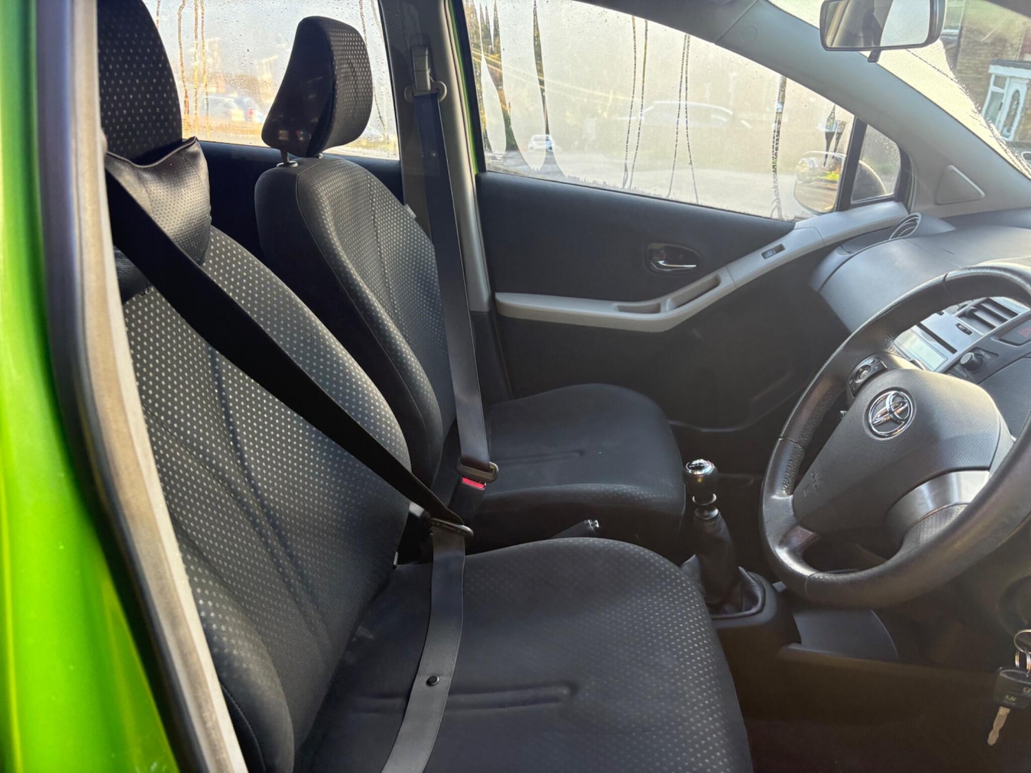 Used Toyota Yaris 2010 for sale - 77010599: Photo 22