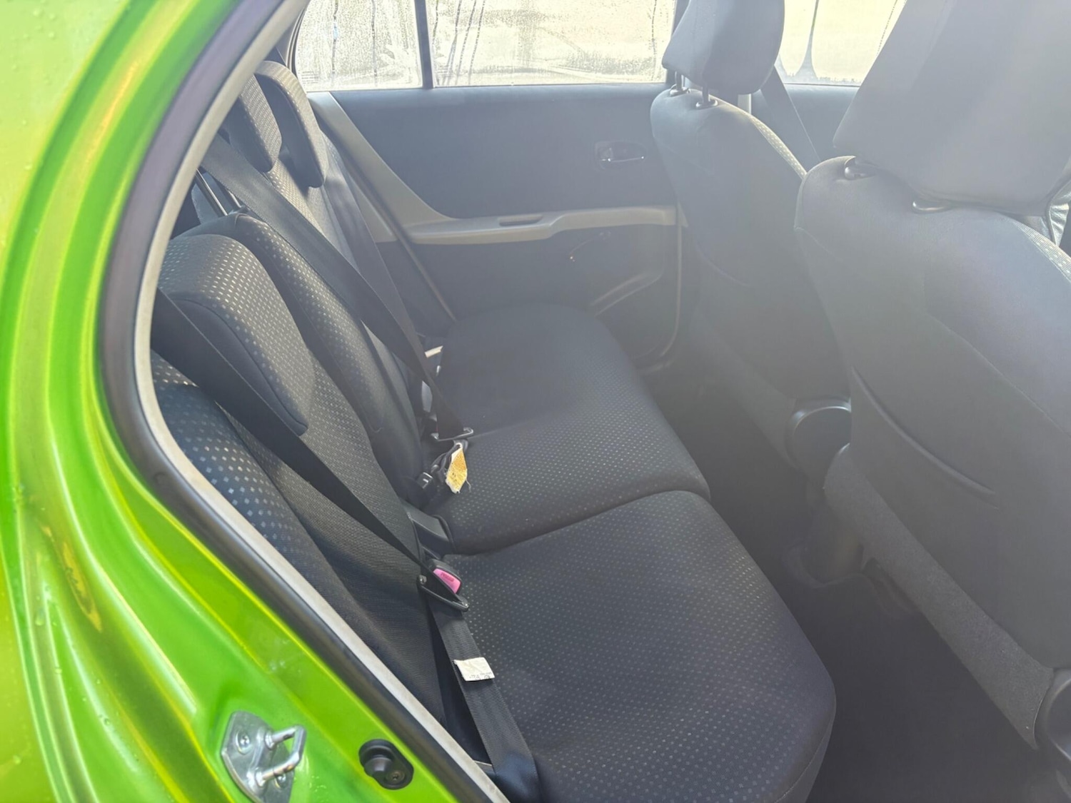 Used Toyota Yaris 2010 for sale - 77010599: Photo 27