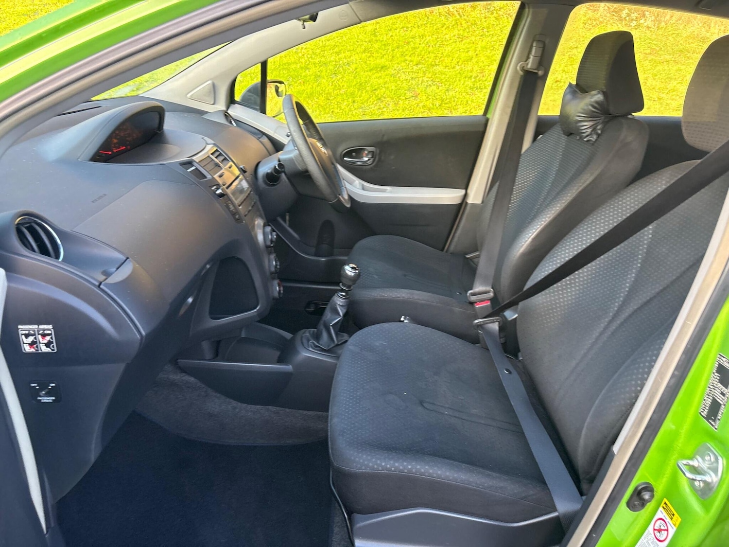 Used Toyota Yaris 2010 for sale - 77010599: Photo 34