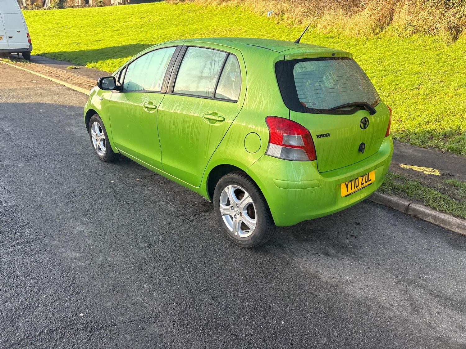 Used Toyota Yaris 2010 for sale - 77010599: Photo 4