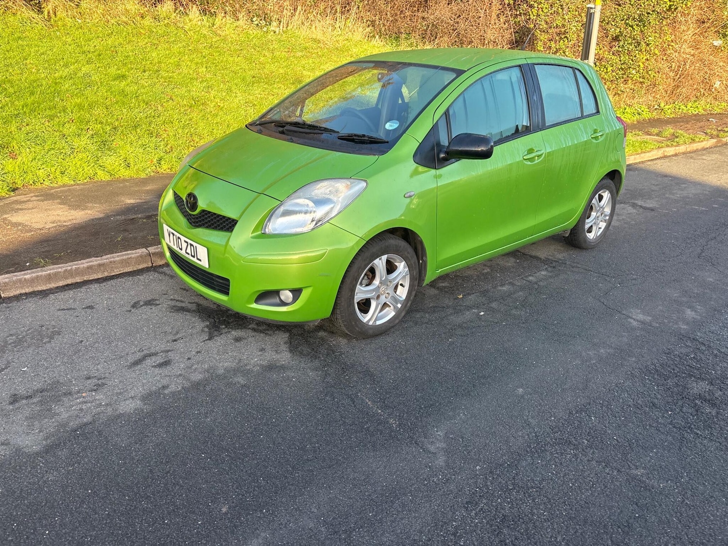 Used Toyota Yaris 2010 for sale - 77010599: Photo 42