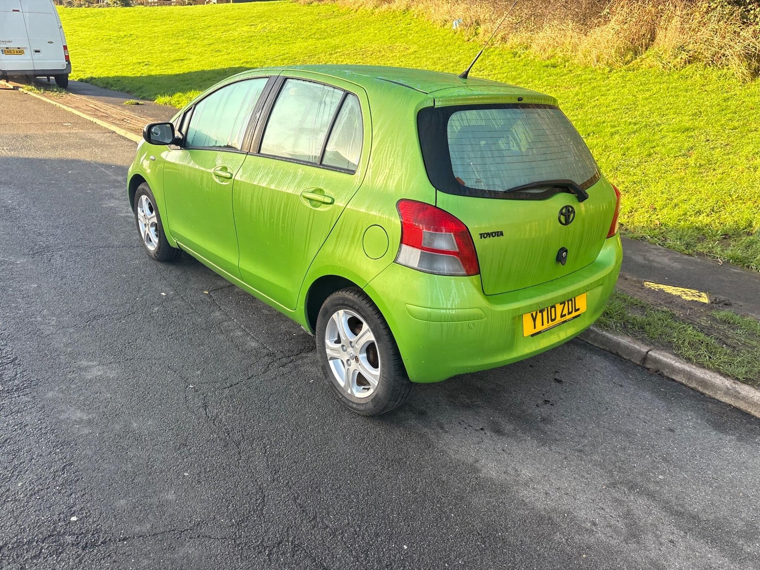 Used Toyota Yaris 2010 for sale - 77010599: Photo 49