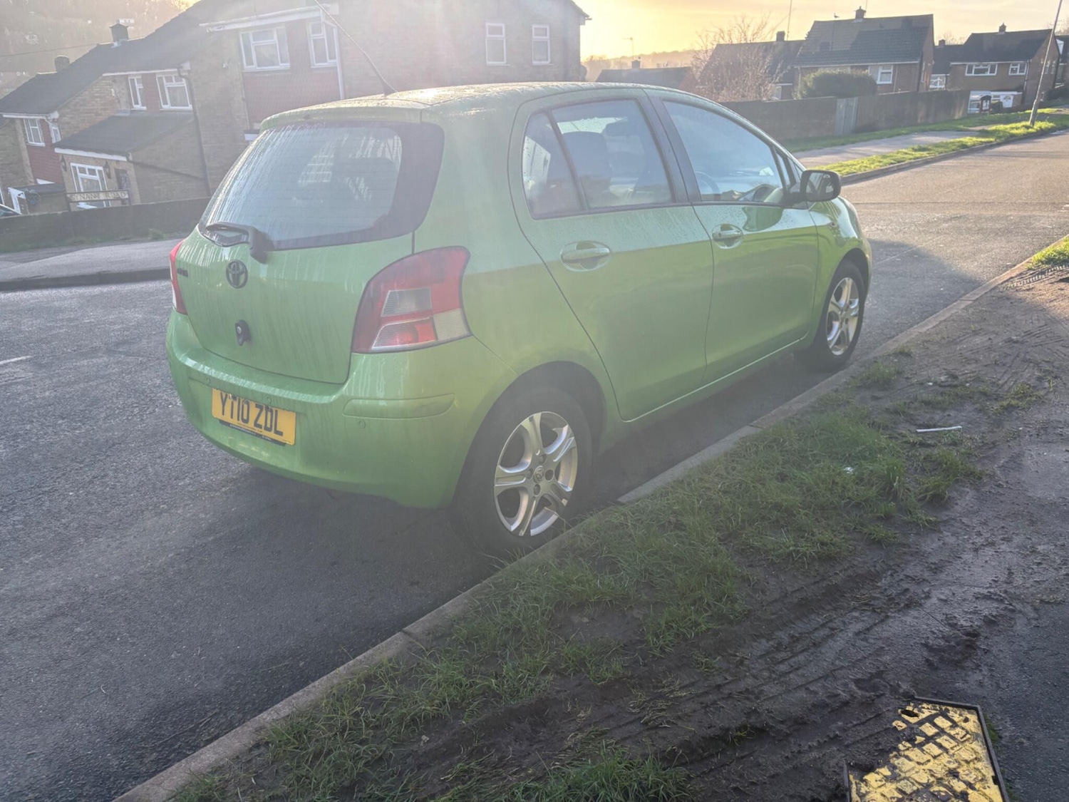 Used Toyota Yaris 2010 for sale - 77010599: Photo 52