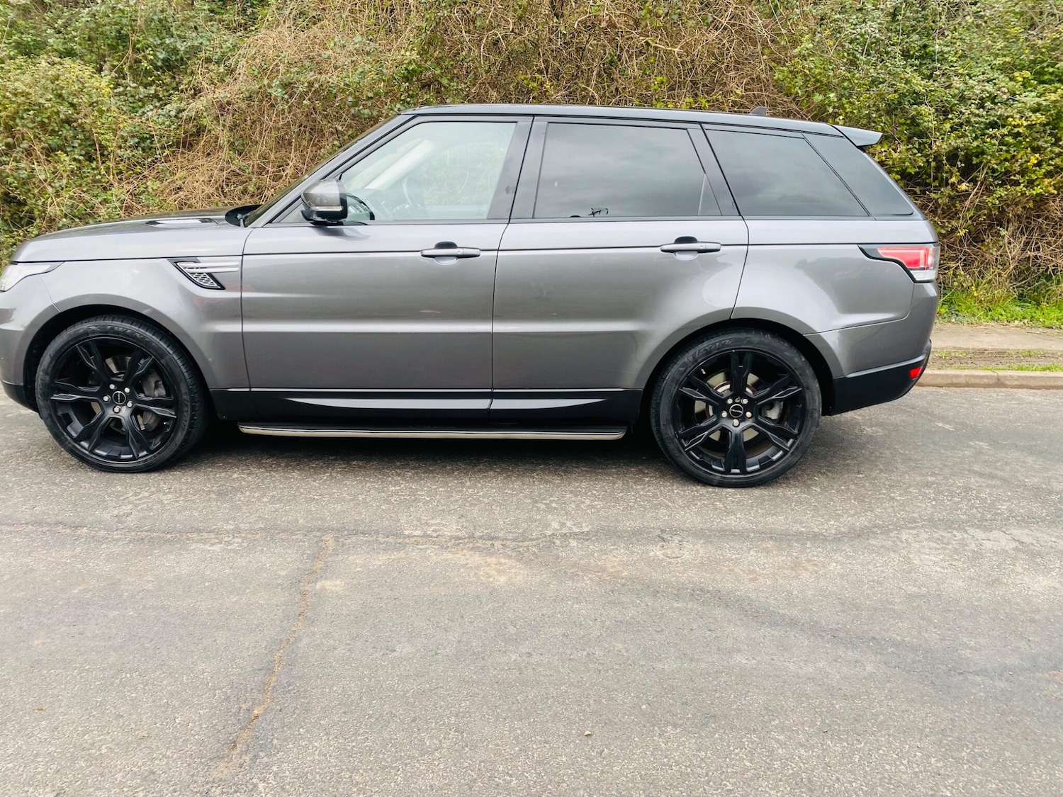 Used Land Rover Range Rover Sport 2015 for sale - 78029123: Photo 10