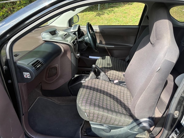 Used Toyota IQ 2009 for sale - 76022143: Photo 14