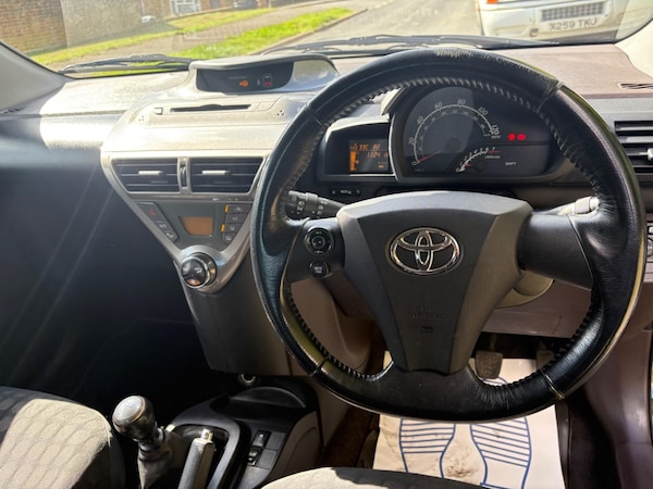 Used Toyota IQ 2009 for sale - 76022143: Photo 19