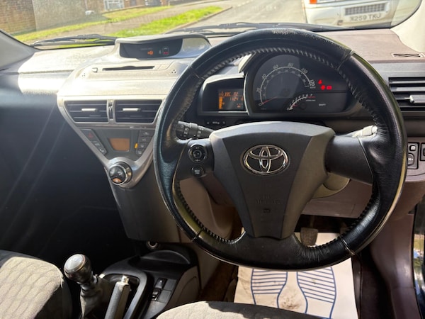 Used Toyota IQ 2009 for sale - 76022143: Photo 23