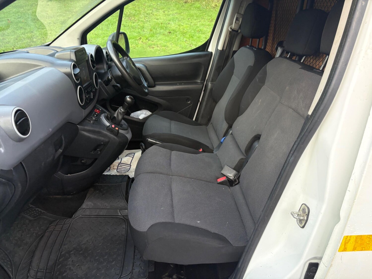 Used Peugeot Partner 2017 for sale - 76745473: Photo 39