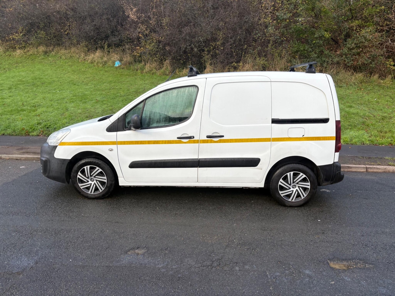 Used Peugeot Partner 2017 for sale - 76745473: Photo 4