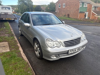 Used Mercedes-Benz C-Class 2004 for sale - 75866270: Photo