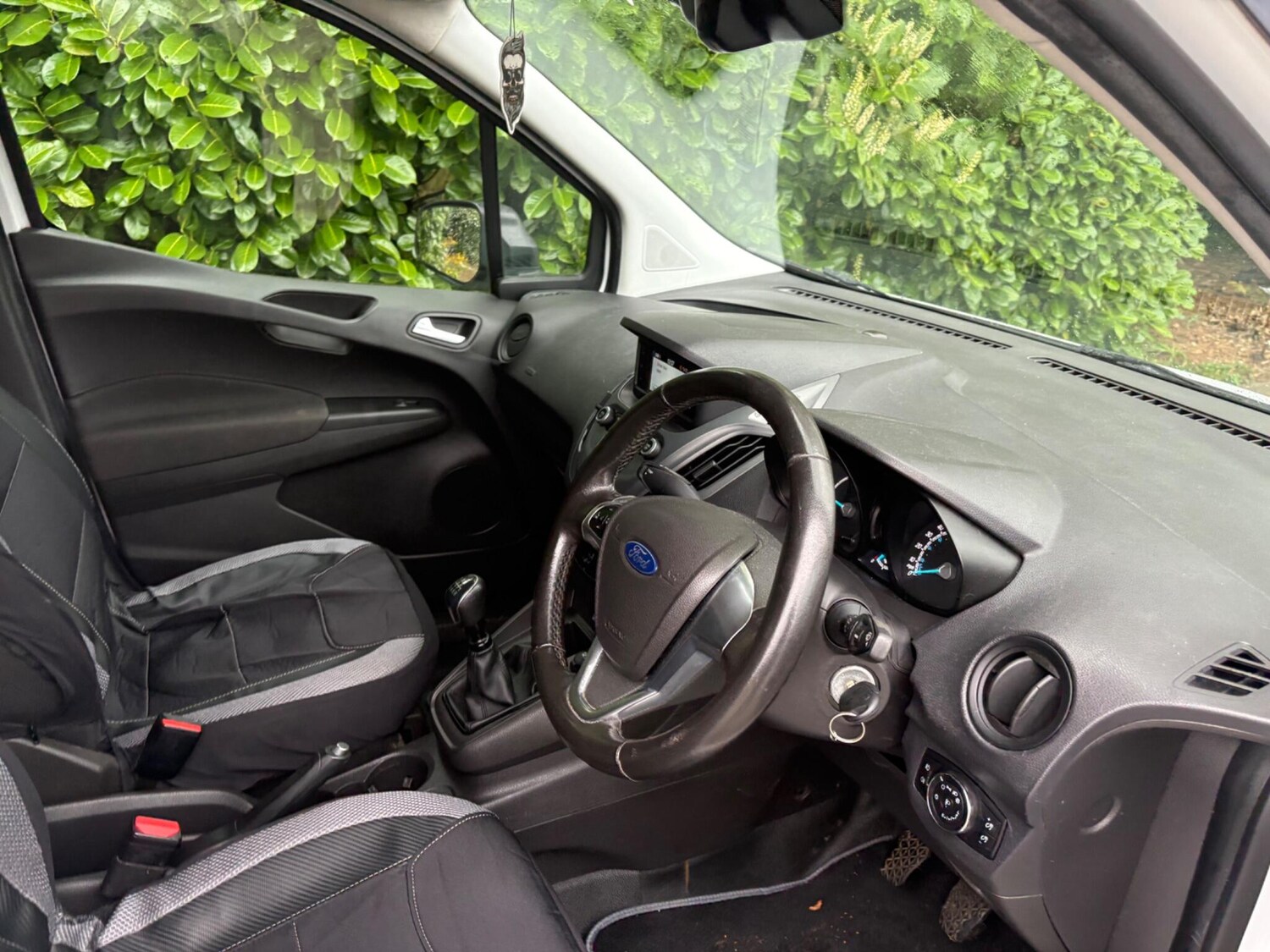 Used Ford Transit Courier 2019 for sale - 78043243: Photo 11