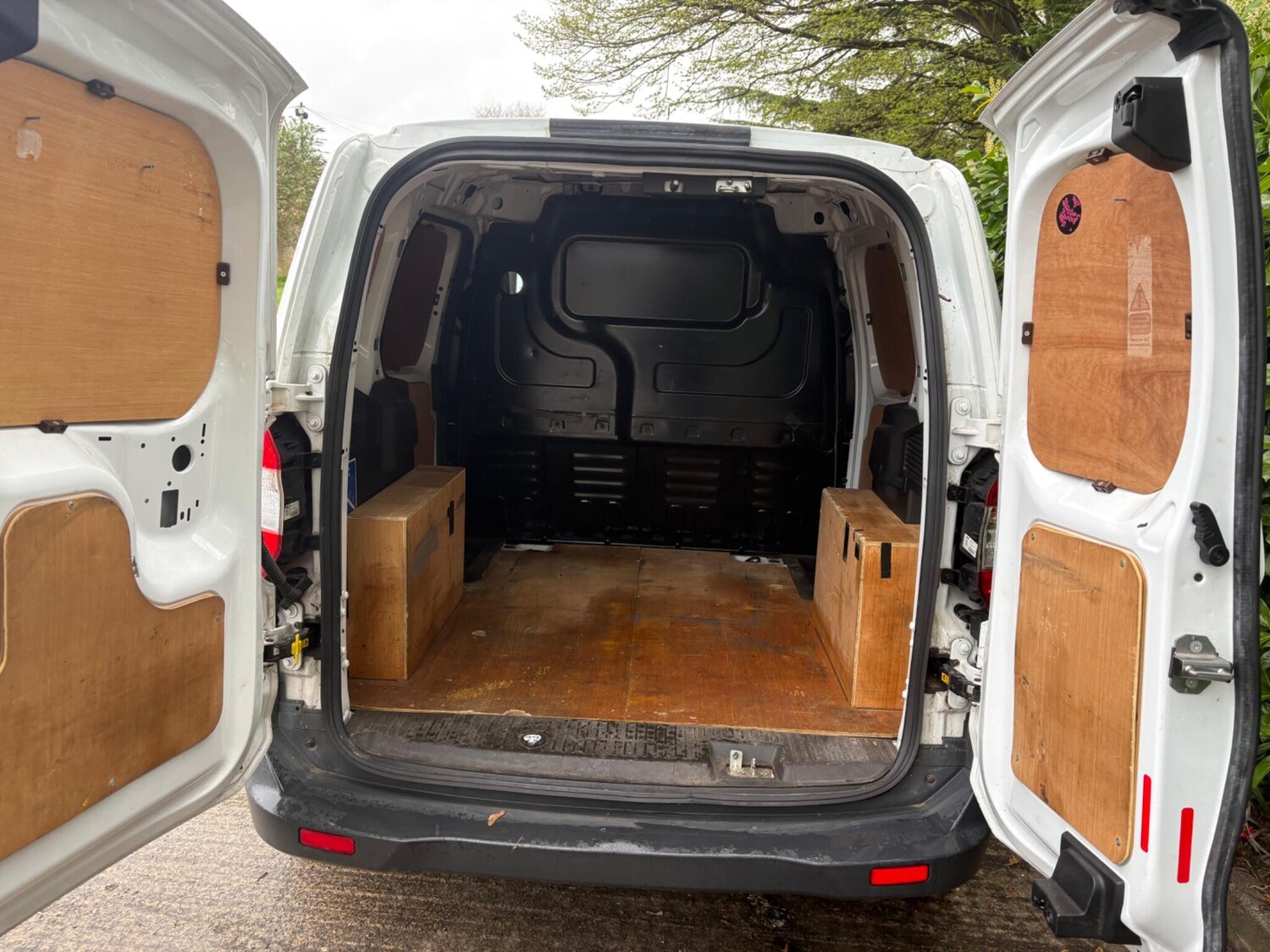 Used Ford Transit Courier 2019 for sale - 78043243: Photo 15