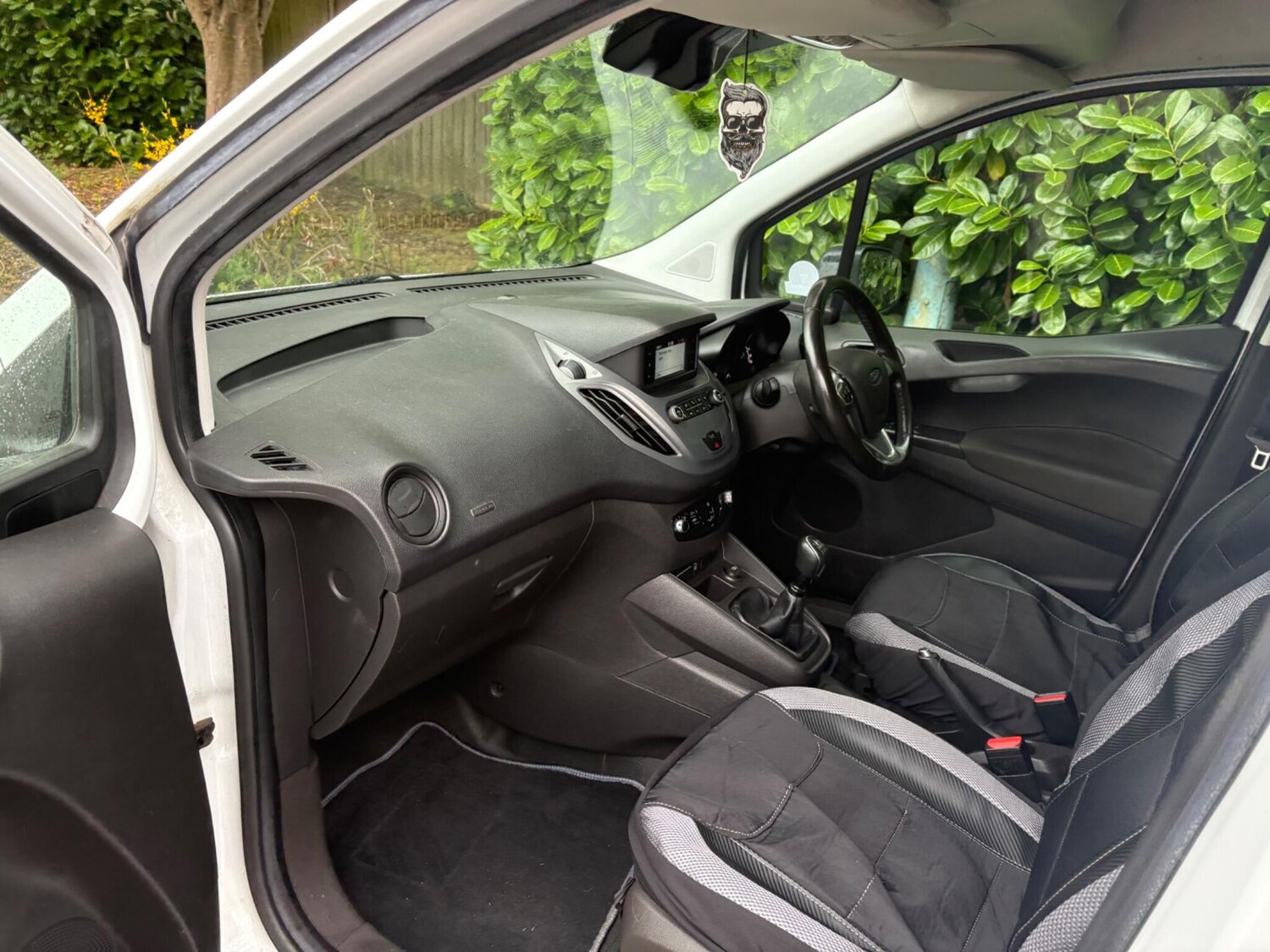 Used Ford Transit Courier 2019 for sale - 78043243: Photo 28