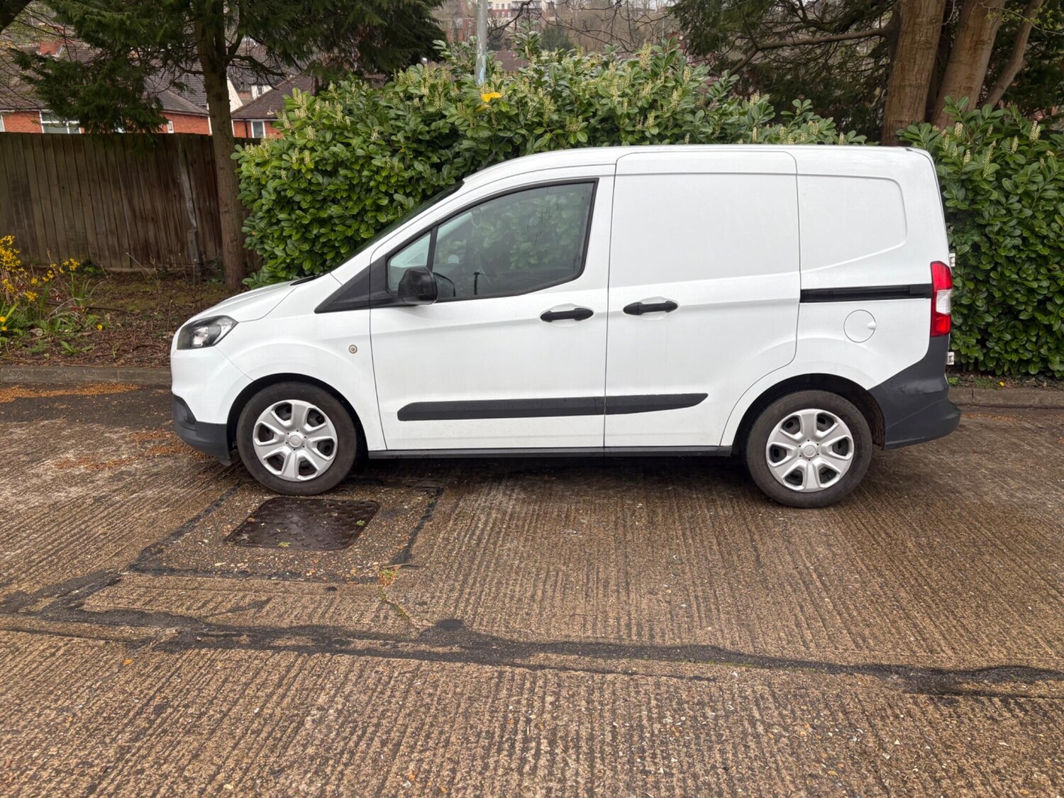 Used Ford Transit Courier 2019 for sale - 78043243: Photo 42