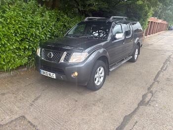 Used Nissan Navara 2010 for sale - 78789315: Photo