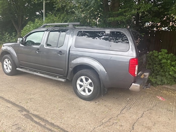 Used Nissan Navara 2010 for sale - 78789315: Photo