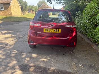Used Toyota Yaris 2017 for sale - 78763916: Photo