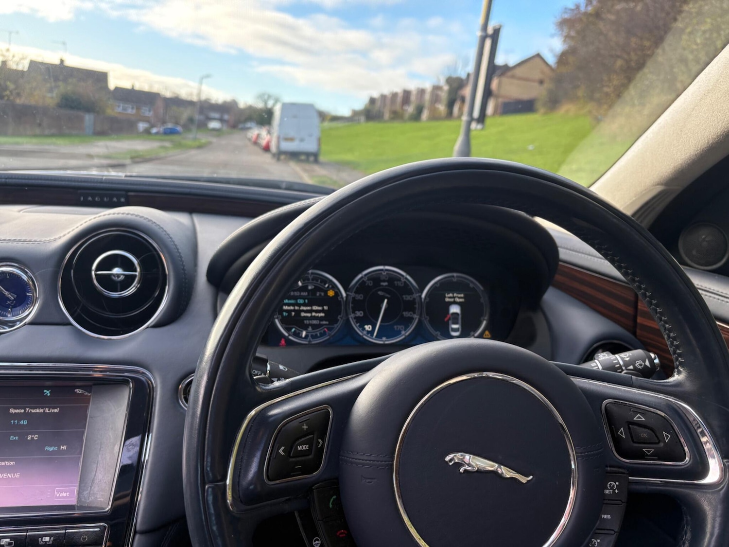 Used Jaguar XJ 2010 for sale - 76648120: Photo 20