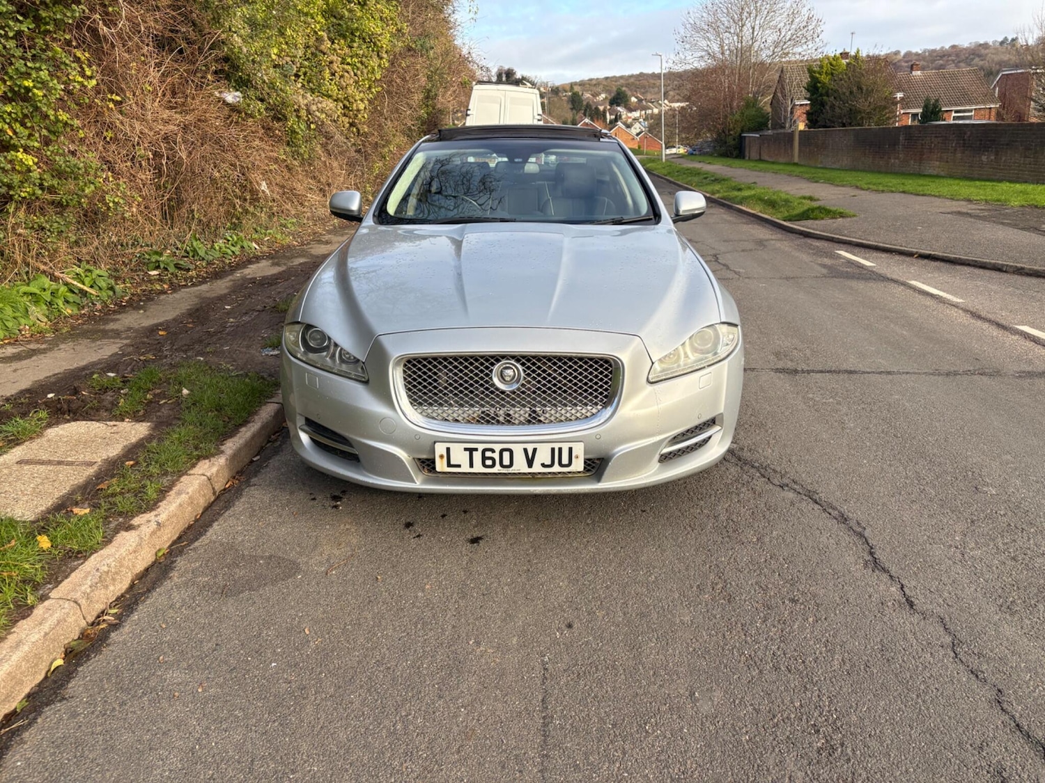 Used Jaguar XJ 2010 for sale - 76648120: Photo 28